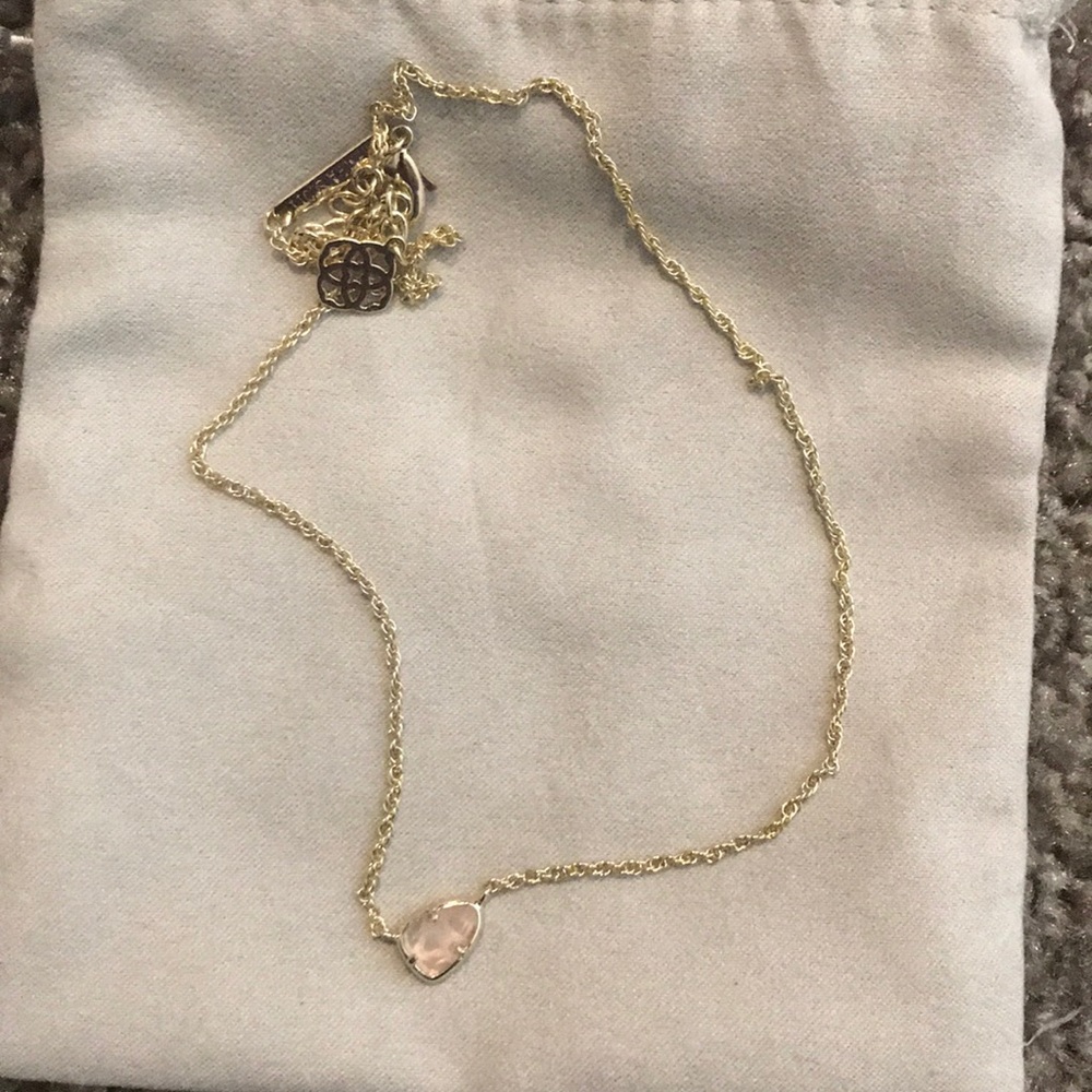 Tess Gold Small Pendant Necklace In Rose Quartz